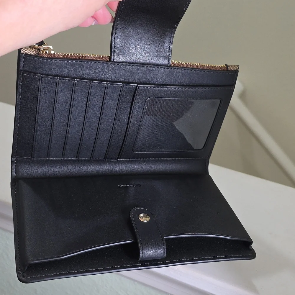 COACH C2874 Phone Wallet In Signature Canvas Gold/Walnut/Black NWOT - Picture 6 of 15